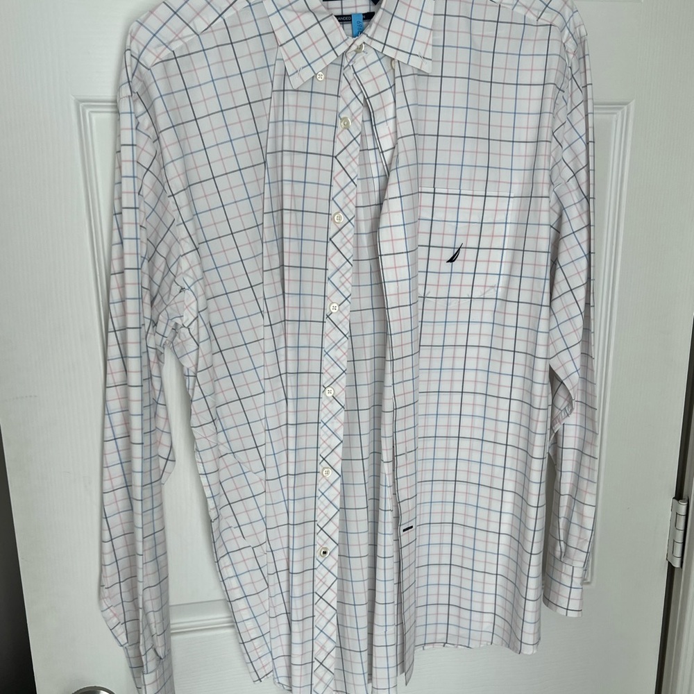 Men’s nautica button down XL